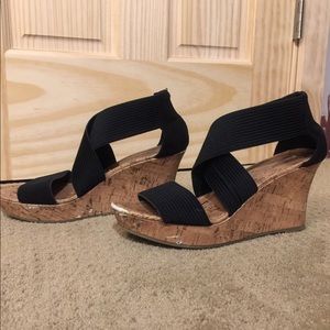 Black strapped wedges